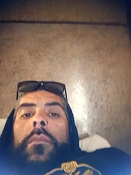 Snapshot of hornylatino702 chatting on February 10, 10:36 pm hornylatino702 online show from February 10, 10:36 pm