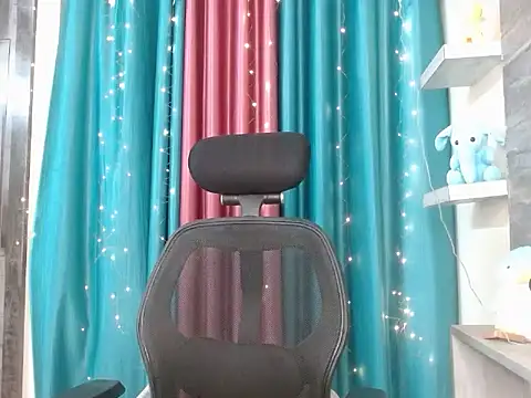 Your candy 47 online show from April 10, 2:22 pm