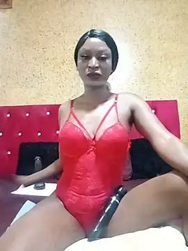 Snapshot of SexyBootie chatting on June 19, 12:04 am SexyBootie online show from June 19, 12:04 am