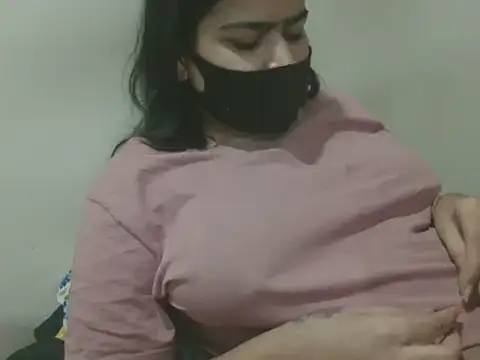 Snapshot of Nataliya_Singh chatting on April 22, 3:24 pm Nataliya Singh online show from April 22, 3:24 pm