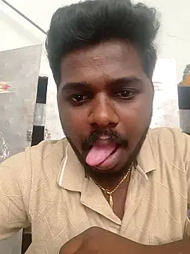 Snapshot of blackyporiki chatting on September 10, 3:39 am blackyporiki online show from September 10, 3:39 am