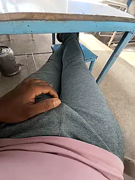 Snapshot of blackyporiki chatting on September 29, 2:38 am blackyporiki online show from September 29, 2:38 am