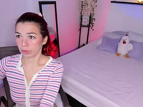 selene boyer online show from September 9, 4:06 pm