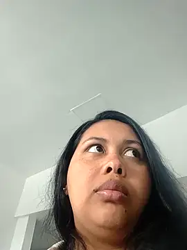 Snapshot of Alessandraa- chatting on February 17, 6:47 pm Alessandraa- online show from February 17, 6:47 pm