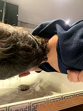 CHR58  online show from October 18, 6:16 am