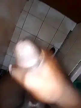 Snapshot of NaughtyBen10 chatting on February 27, 6:35 am NaughtyBen10 online show from February 27, 6:35 am