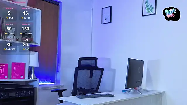 ReginaRosetti online show from March 20, 11:48 am