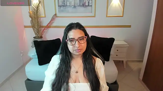 alice coopperx online show from December 17, 12:22 pm