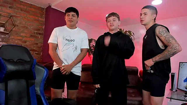 Handsomeboyss19 online show from November 7, 1:38 am