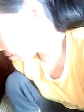 Snapshot of hera-00 chatting on October 13, 6:46 am hera-00 online show from October 13, 6:46 am