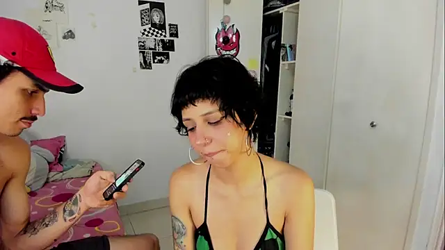 Snapshot of lordpussy__ chatting on March 18, 2:15 am lordpussy online show from March 18, 2:15 am