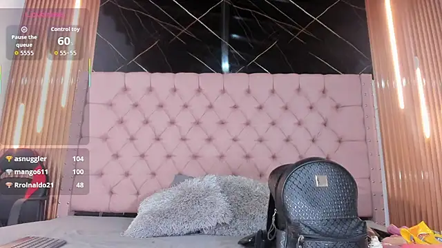 Emily Brown18 online show from October 23, 4:12 am