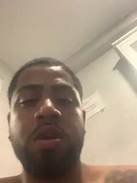 Bryan056  online show from April 11, 12:48 am