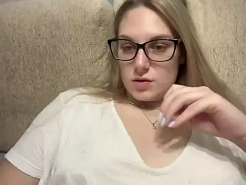 NikexPretty online show from October 11, 9:24 pm