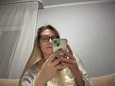 Snapshot of NikexPretty chatting on February 3, 5:29 pm NikexPretty online show from February 3, 5:29 pm