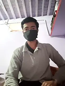 GirlsCrush  online show from February 3, 7:13 am