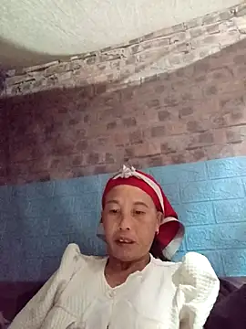 me-cute online show from November 5, 7:47 pm