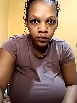 HappygalTheQueen online show from November 11, 10:48 am