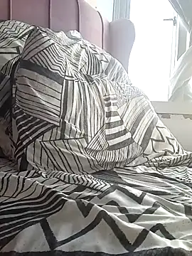 HappygalTheQueen online show from February 11, 1:38 pm