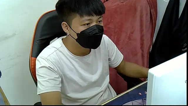 Snapshot of zhu000000 chatting on September 16, 2:56 am zhu000000 online show from September 16, 2:56 am