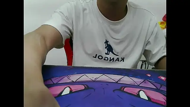 Snapshot of zhu000000 chatting on October 22, 6:13 am zhu000000 online show from October 22, 6:13 am