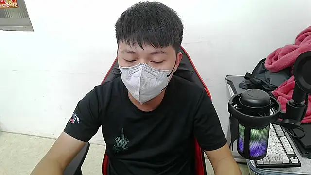 Snapshot of zhu000000 chatting on November 11, 7:08 am zhu000000 online show from November 11, 7:08 am