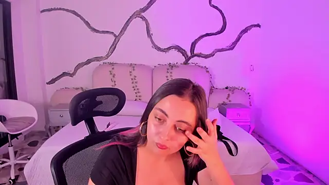 SarahCastro1  online show from September 12, 4:01 am