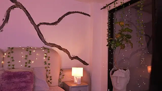 SarahCastro1  online show from November 18, 4:50 am