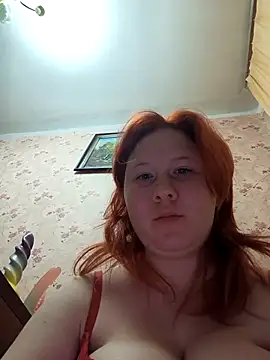 Snapshot of MiaKissy chatting on February 12, 2:50 am MiaKissy online show from February 12, 2:50 am