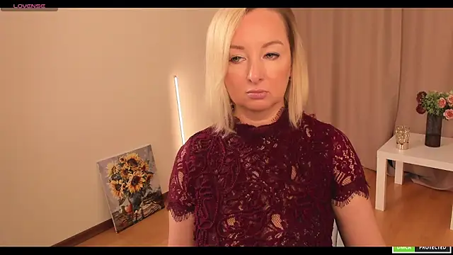 sexmom8 online show from October 13, 10:26 am