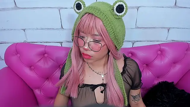 SafiroAgataaa online show from September 20, 8:15 am