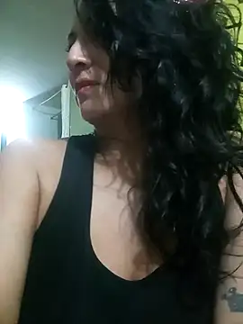 Snapshot of ivonne_9 chatting on September 25, 1:31 am ivonne 9 online show from September 25, 1:31 am