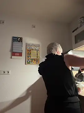 Snapshot of Rozendefotz chatting on February 2, 6:56 am Rozendefotz online show from February 2, 6:56 am