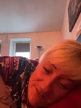 Snapshot of Rozendefotz chatting on February 9, 7:23 am Rozendefotz online show from February 9, 7:23 am