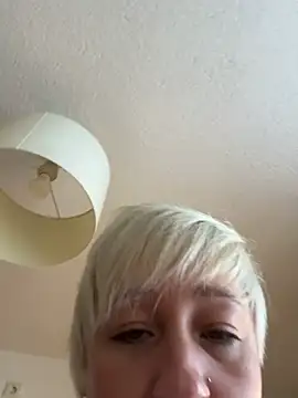 Snapshot of Rozendefotz chatting on March 2, 7:15 am Rozendefotz online show from March 2, 7:15 am