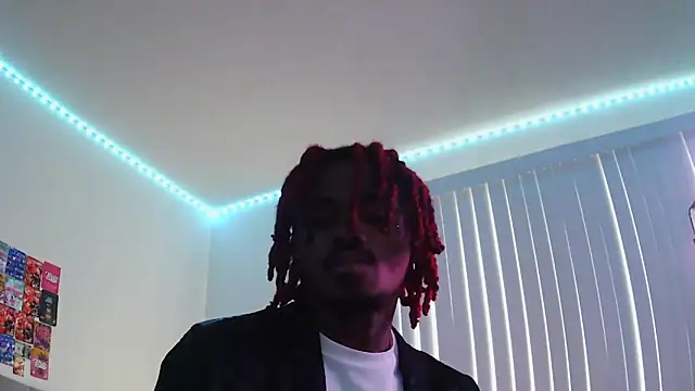 Snapshot of risktakinndolo chatting on October 1, 12:44 pm risktakinndolo online show from October 1, 12:44 pm