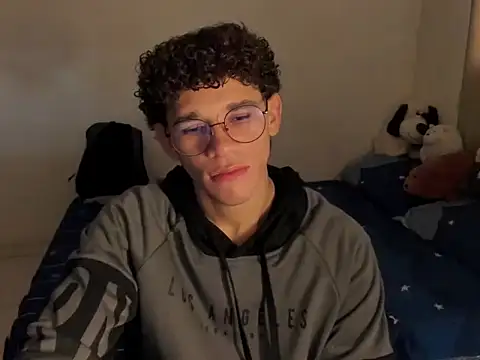 Tom Blues online show from October 27, 4:22 pm