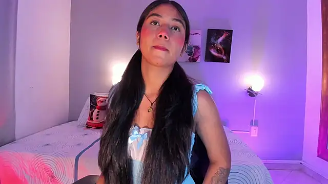 KimTayloor1 online show from December 2, 7:53 pm