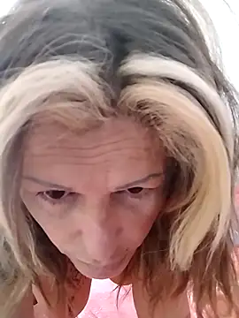 canariamorbosa online show from November 26, 11:22 am