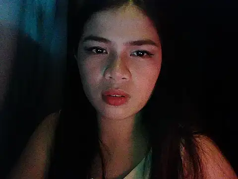 Snapshot of Zachariah_05 chatting on March 12, 10:32 am Zachariah 05 online show from March 12, 10:32 am