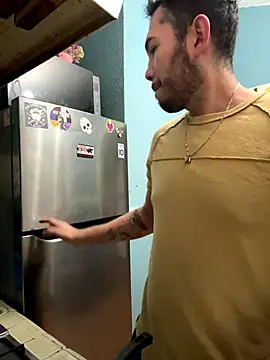 Snapshot of disvla chatting on November 24, 6:35 am disvla online show from November 24, 6:35 am