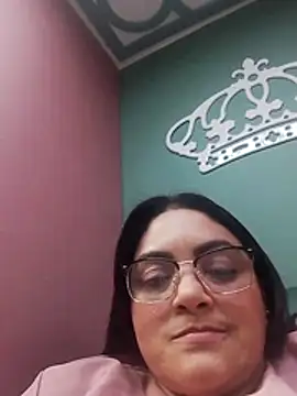 tiffany Johnson1 online show from November 5, 10:32 pm