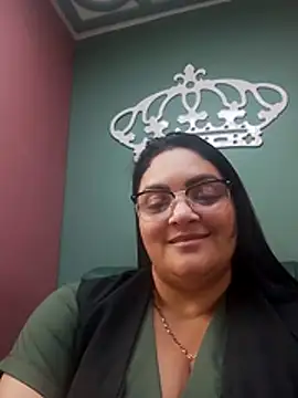 tiffany Johnson1 online show from November 7, 5:46 pm