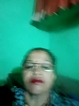 Manavi x online show from September 24, 7:50 pm