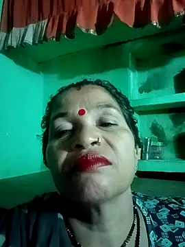 Manavi x online show from October 5, 8:07 pm