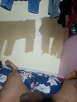 bobby3374 online show from October 1, 11:55 pm