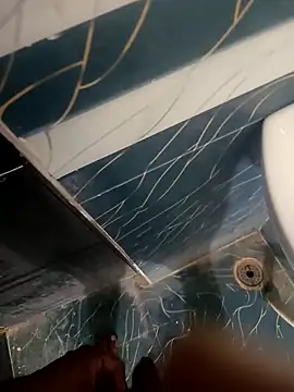 bobby3374 online show from October 14, 1:01 pm