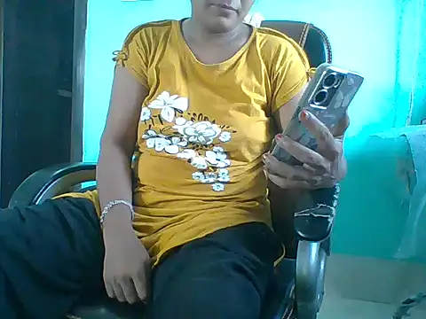 Snapshot of angel_marea chatting on October 19, 4:35 am angel marea online show from October 19, 4:35 am