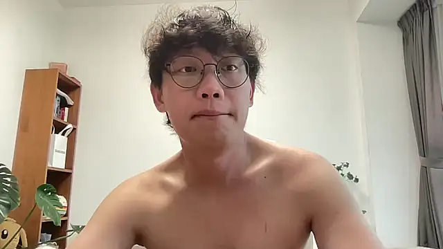 Snapshot of Passionatetwink2 chatting on January 8, 10:39 am Passionatetwink2 online show from January 8, 10:39 am