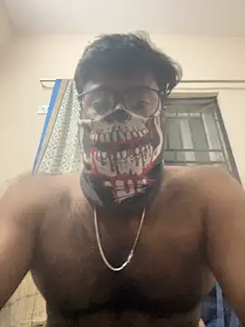 Snapshot of DJLOVE280825 chatting on December 14, 7:07 pm DJLOVE280825 online show from December 14, 7:07 pm